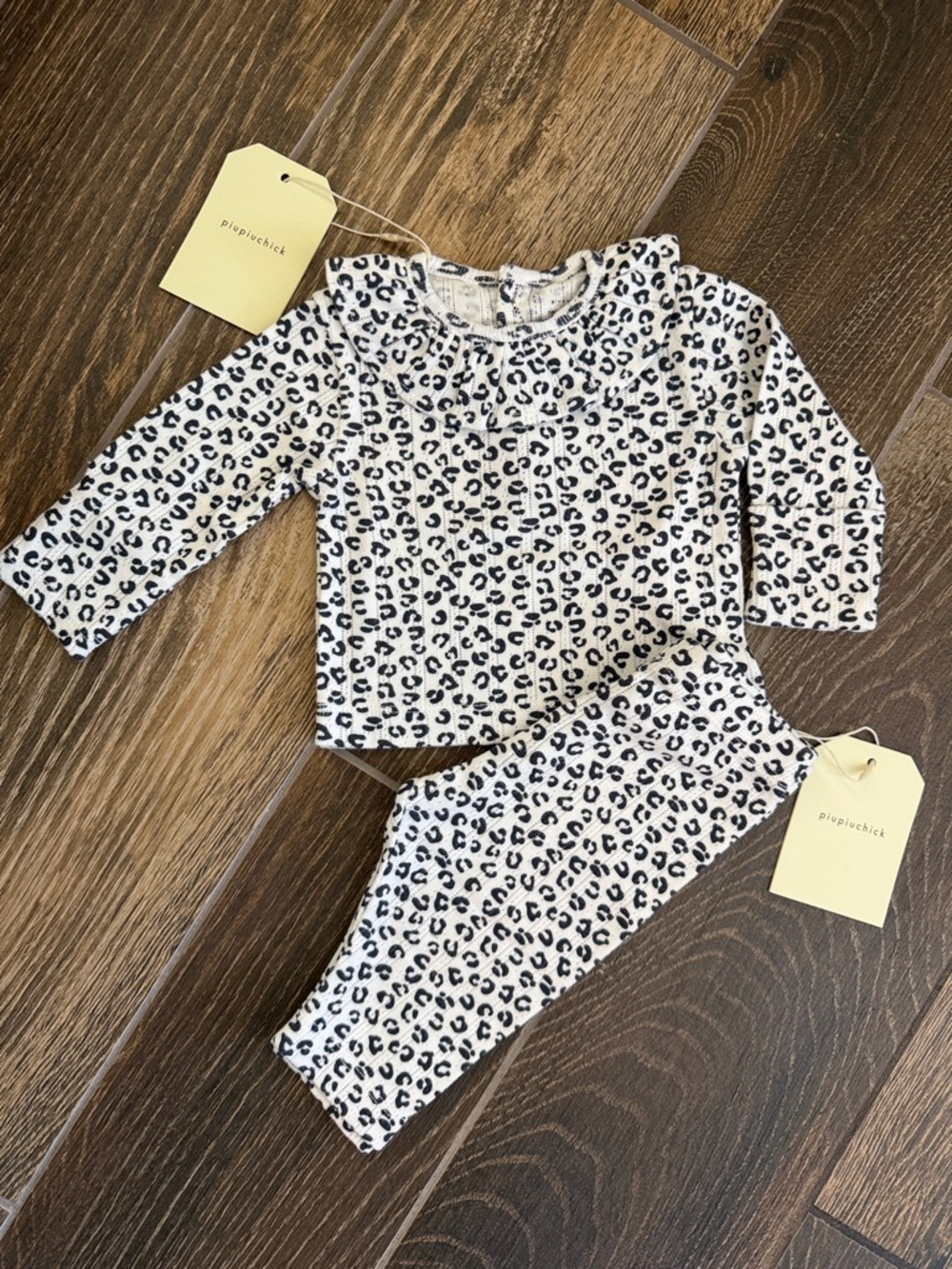 Piupiuchick Newborn Girls' Organic Ruffle Shirt/ Leggings Ecru Leopard Print